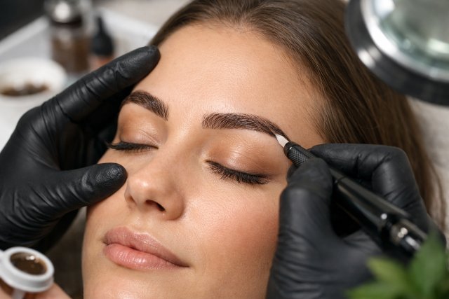 Mikrobleidingas: The Ultimate Guide to Natural-Looking Brows (2026 Update)