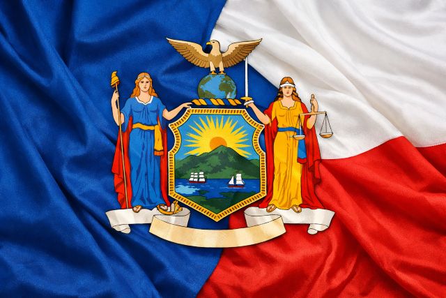 New York Flag Colors & Coat of Arms: A Simple Guide